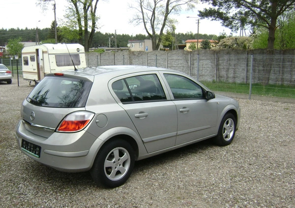 Opel Astra cena 12900 przebieg: 181000, rok produkcji 2007 z Złotów małe 67